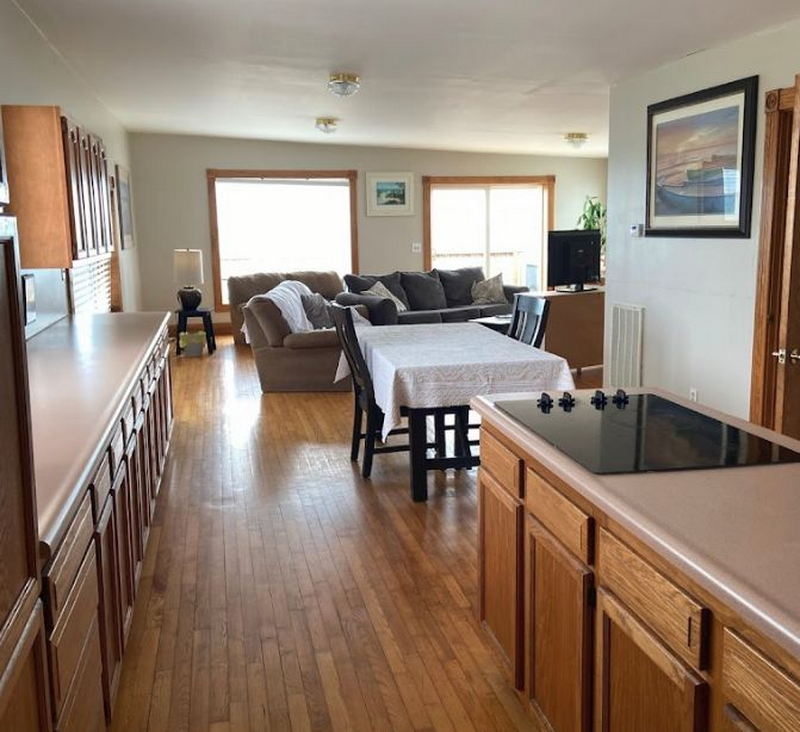 Waters Edge Motel (Huggler Motel) - From Website (newer photo)